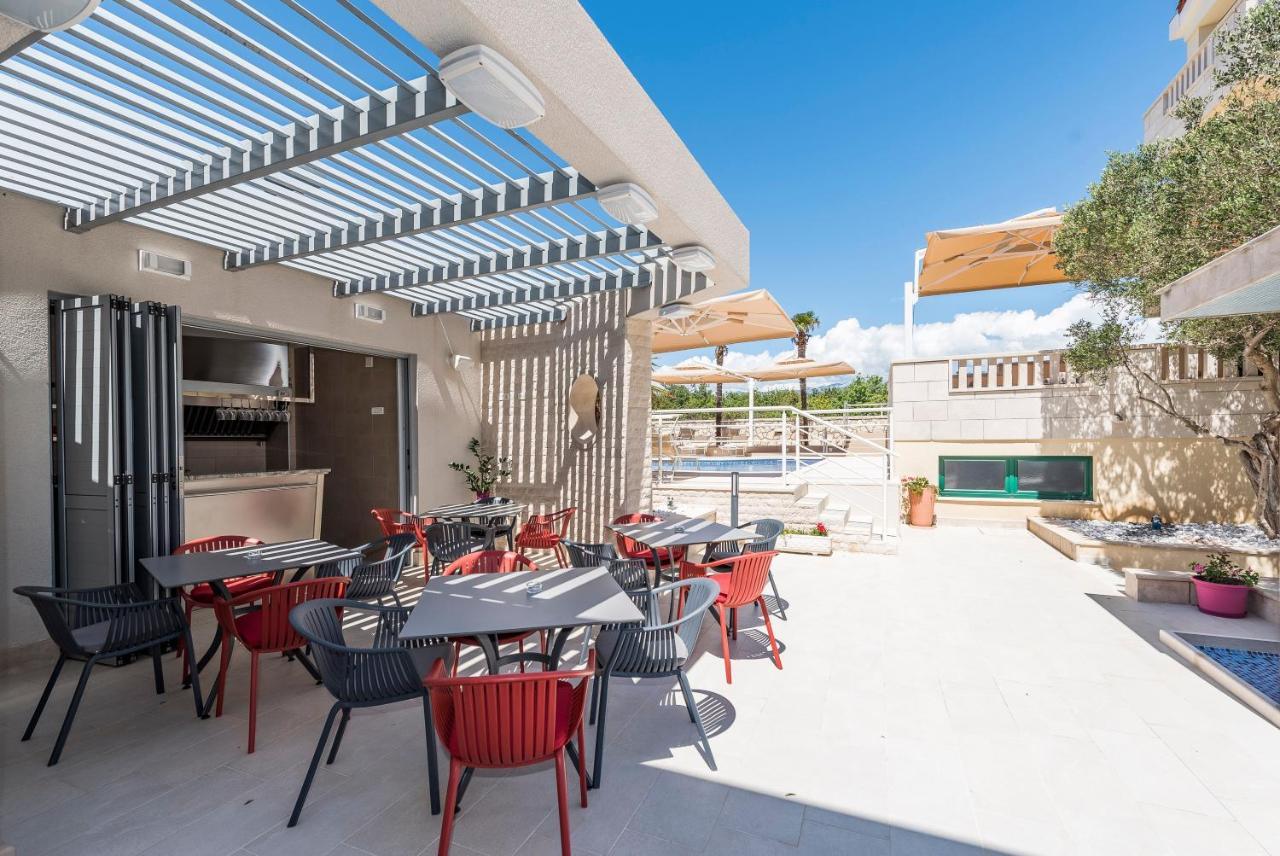Апартаменты Pool Terrace Sea View Sarkic Новалья Экстерьер фото