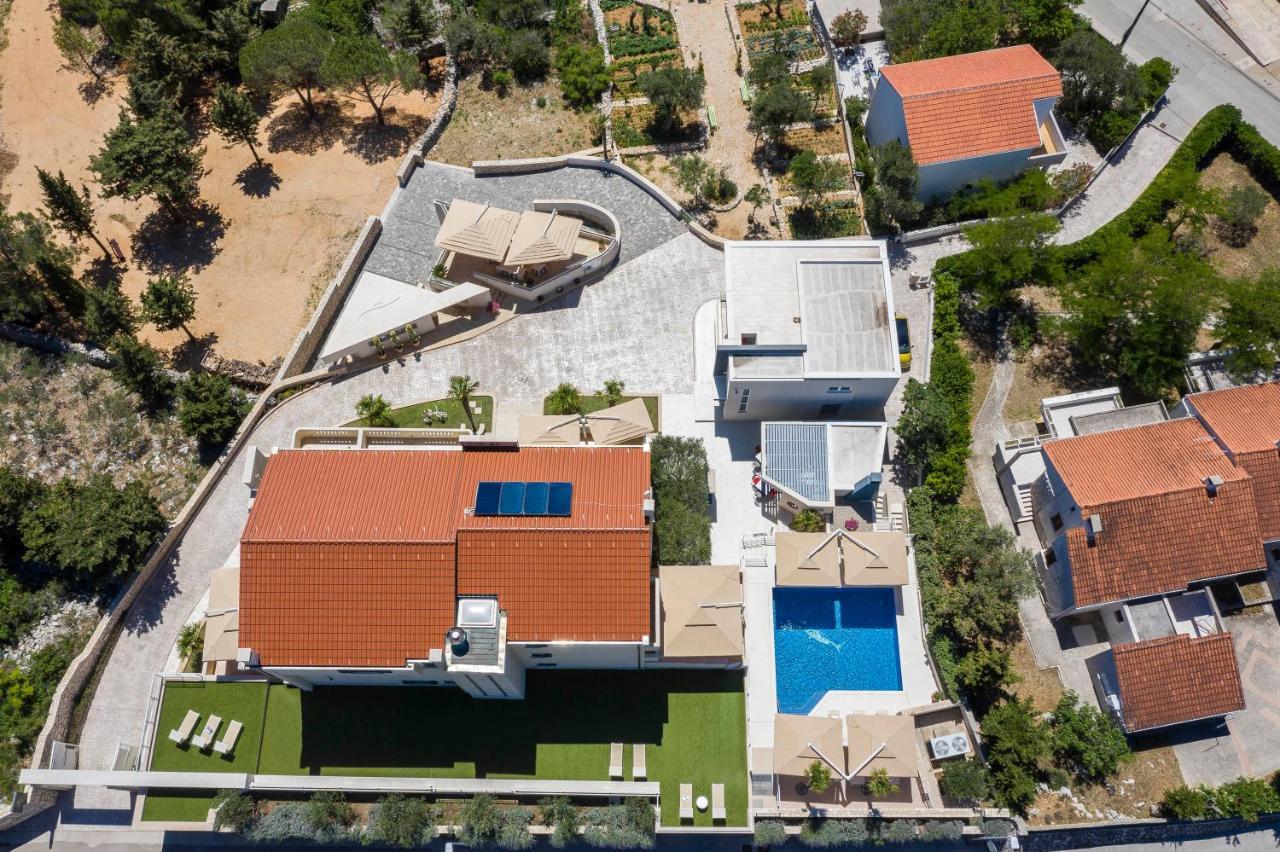 Апартаменты Pool Terrace Sea View Sarkic Новалья Экстерьер фото