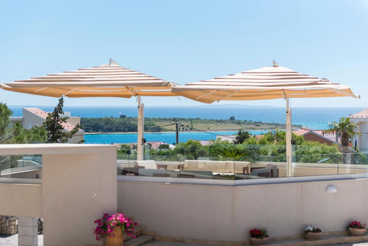 Апартаменты Pool Terrace Sea View Sarkic Новалья Экстерьер фото